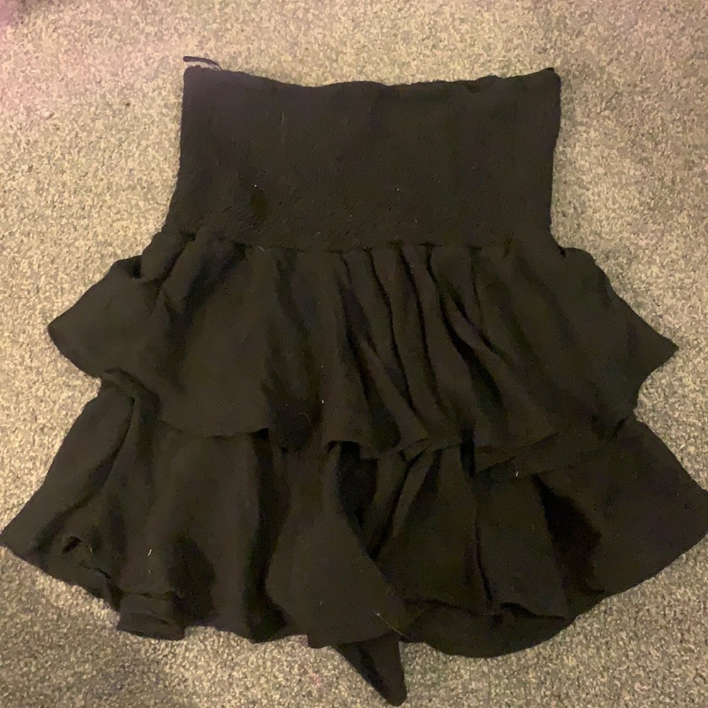 black ruffle skirt